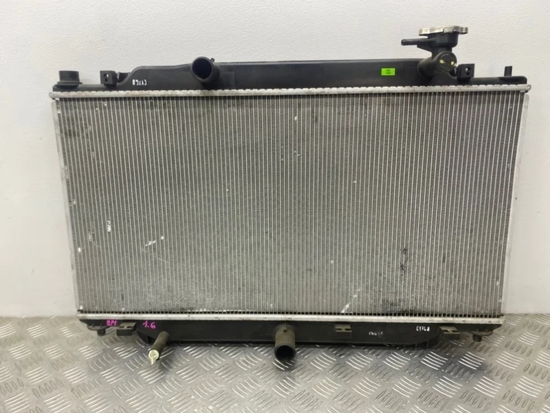 Радиатор охлаждения Mazda 3 BM