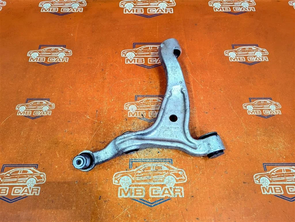 Рычаг передний нижний левый Mercedes-Benz