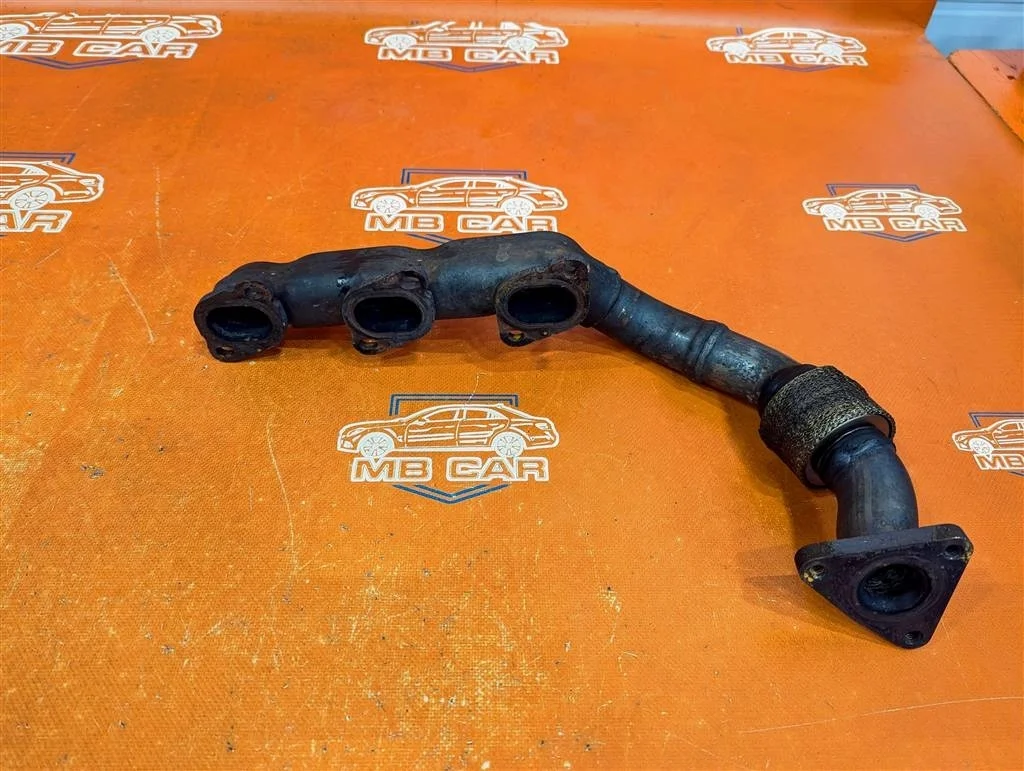 Коллектор выпускной Mercedes-Benz