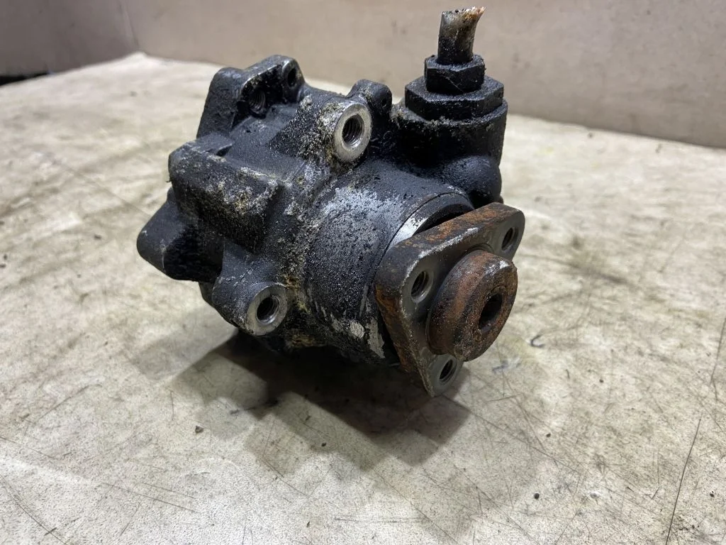 Насос ГУР BMW X5 E53 M54 32416757914