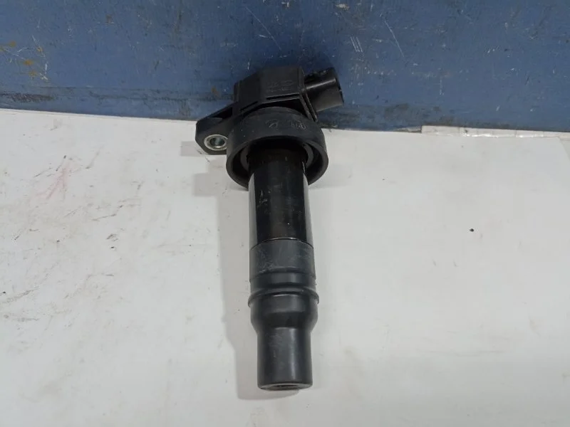 Катушка зажигания Kia Ceed 2012 273012B010 ED 1.6 G4FC