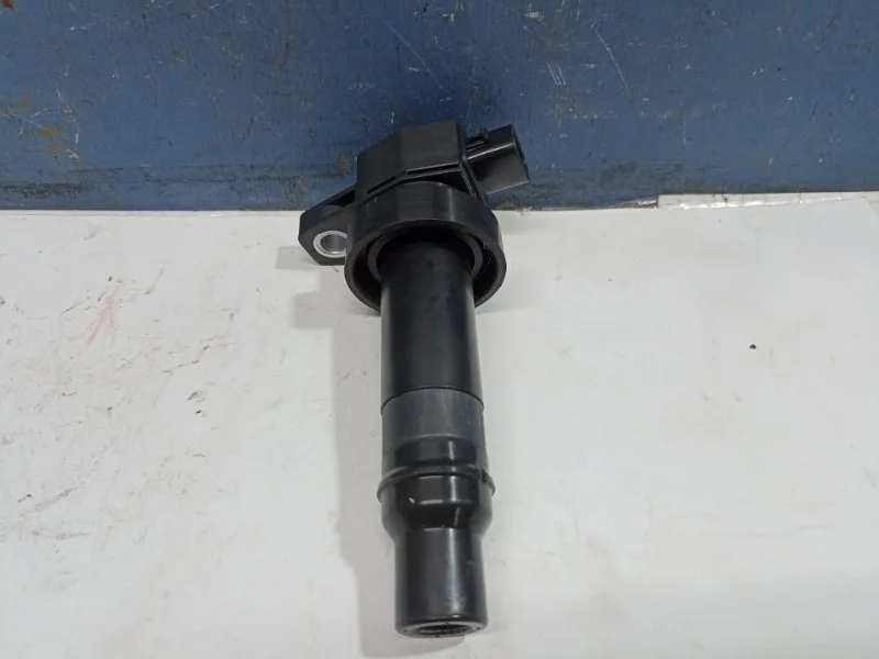 Катушка зажигания Kia Ceed 2012 273012B010 ED 1.6 G4FC