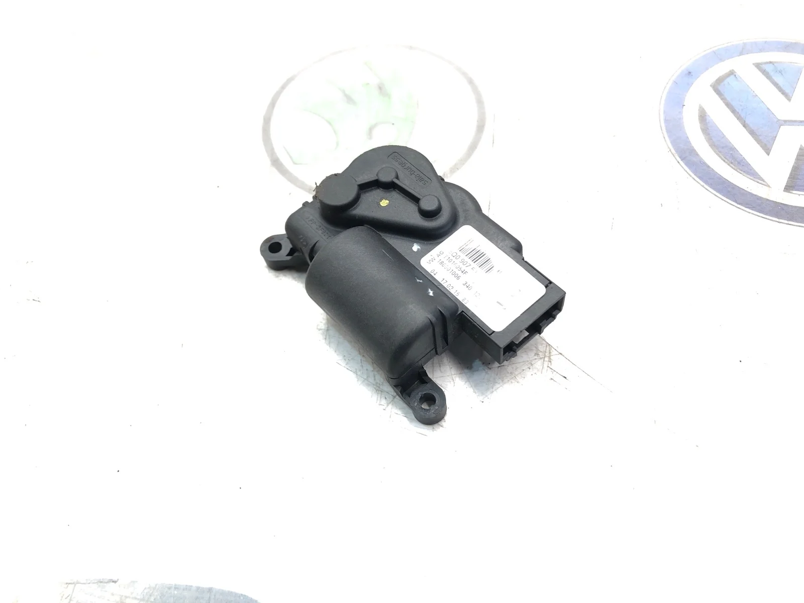 Сервопривод заслонки печки Skoda Octavia 2015 5Q0907511A A7 (5E) 2.0 CKFC