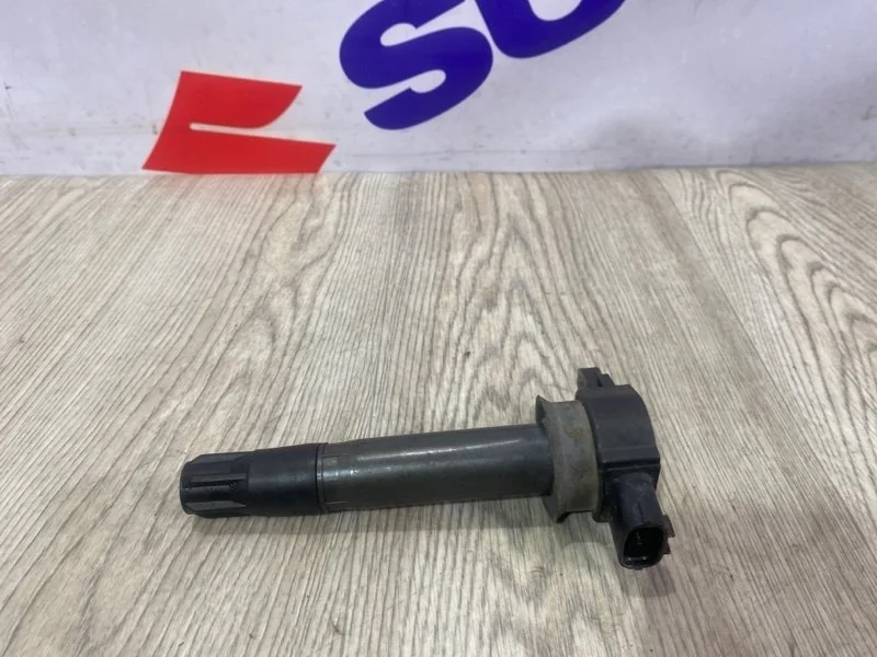 Катушка зажигания Mitsubishi Pajero 2009