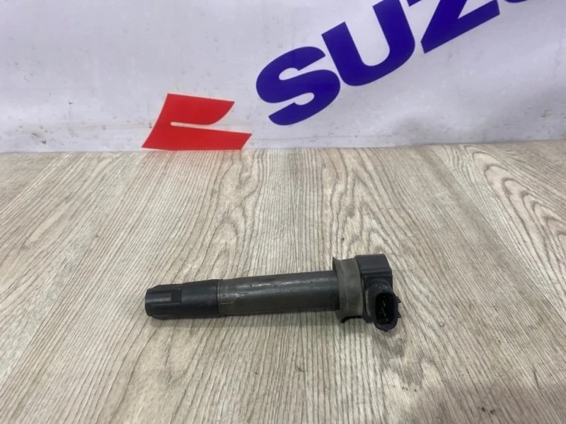 Катушка зажигания Mitsubishi Pajero 2009