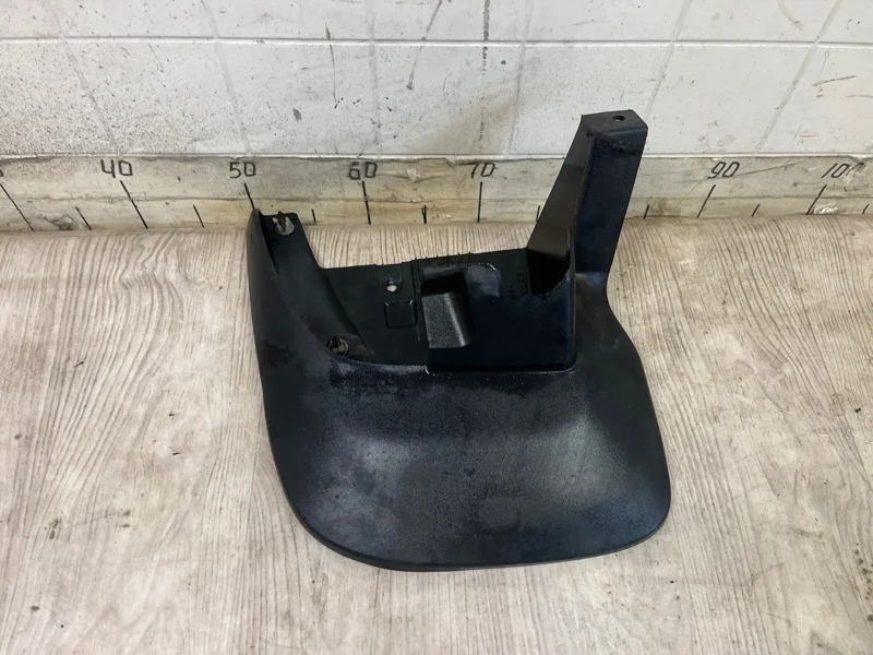 Брызговик MITSUBISHI PAJERO SPORT 2 2008 2009 2010 2011 2012 2013 2014 2015 5370B203 KH 4D56U, передний