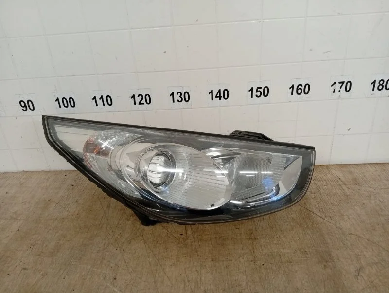 ФАРА HYUNDAI IX-35 2010 2011 2012 2013 2014 2015 921022Y000 TM G4KD, передняя правая
