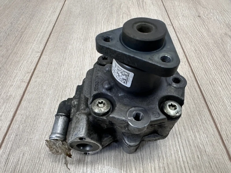 Насос гур Audi Q7 2008-2015 4L