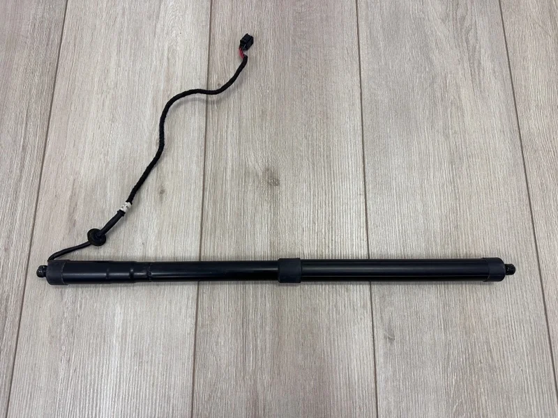 Привод крышки багажника Porsche Cayenne 2011-2018 958 (92A)