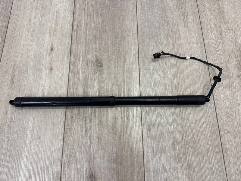 Привод крышки багажника Porsche Cayenne 2011-2018 958 (92A)