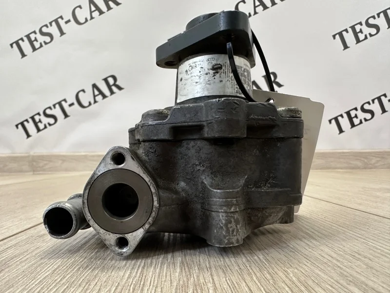Насос гур VW Touareg 2010-2018 7P