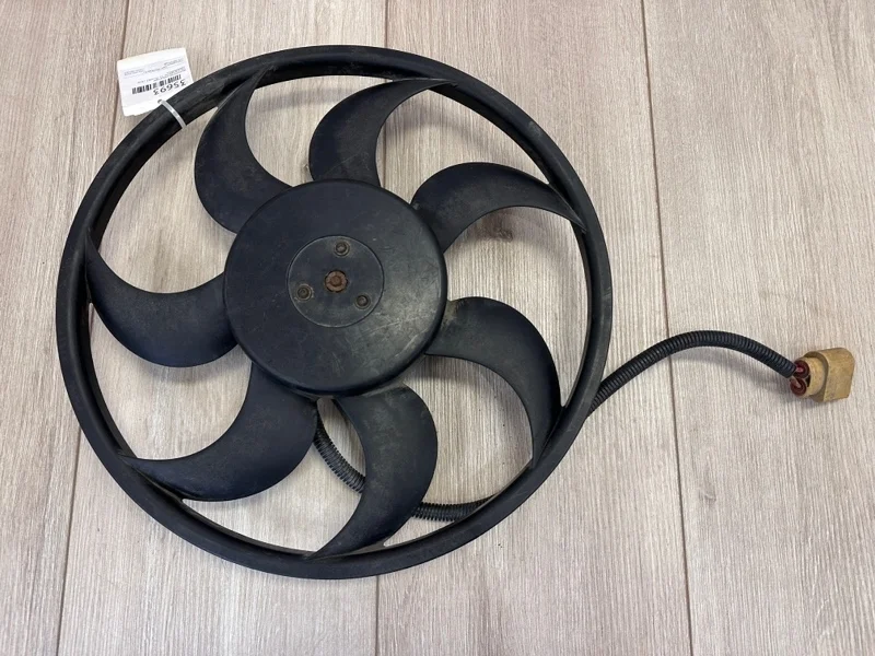 Вентилятор радиатора VW Transporter T5 2003-2010 7H