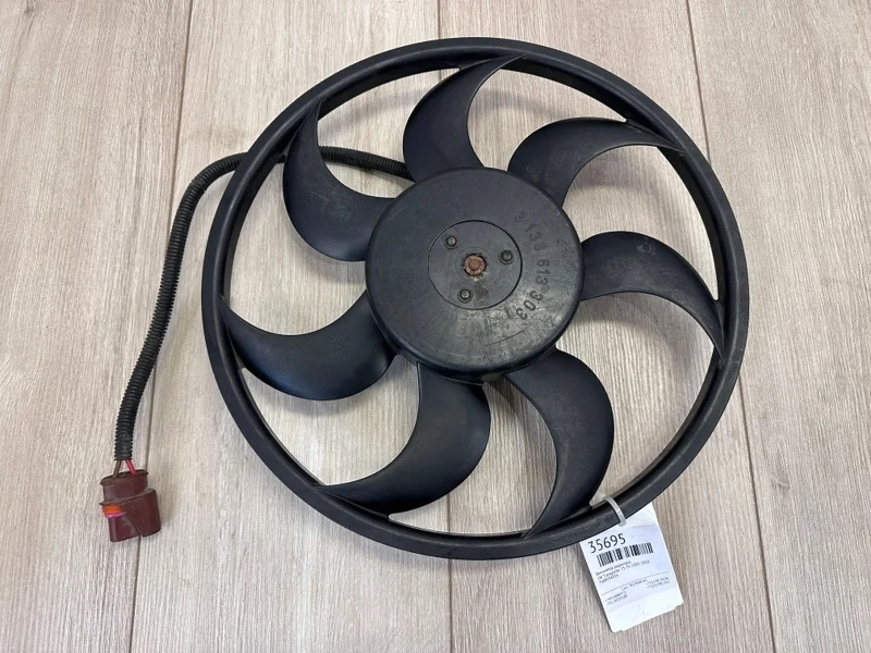 Вентилятор радиатора VW Transporter T5 2003-2010 7H