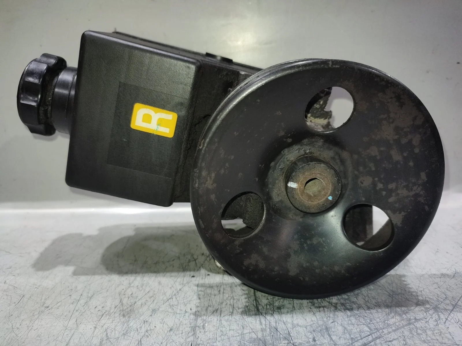 Насос гур SsangYong Kyron 2012 D130