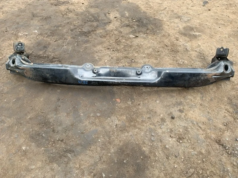 Усилитель бампера Mitsubishi L200 (2006-2015) 2006 MN142537 ПИКАП 2.5 D 4D56