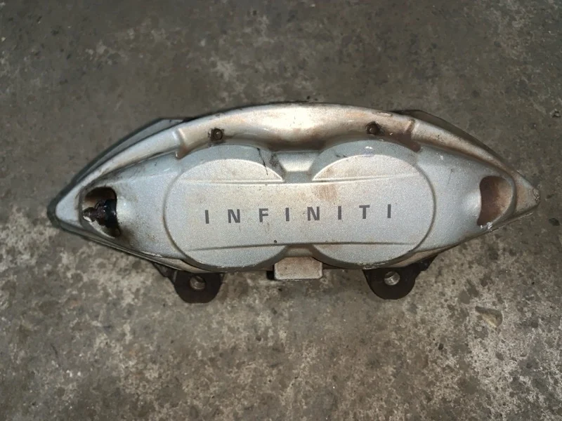 Суппорт передний правый Infiniti Fx 30D ( 2002-2013) 2010 41001JL02A 3.0 D V9X