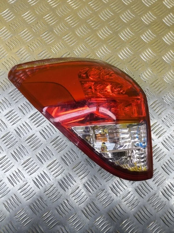 Фонарь задний левый Toyota Rav 4 (Xa30) (2005-2014) 2010 8156142090