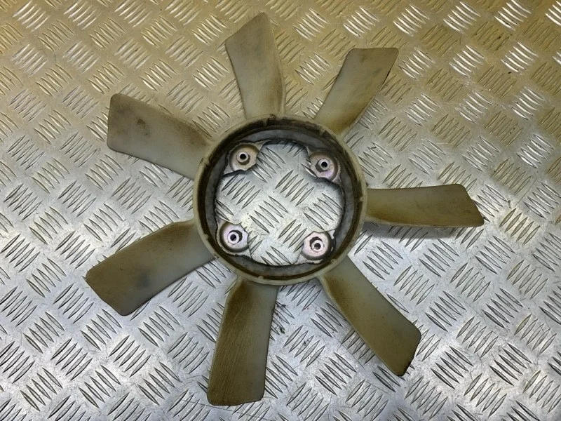 Крыльчатка вискомуфты Nissan Navara (D40) 2004-2015 2008 21060EB300 ПИКАП 2.5 D YD25DDTI