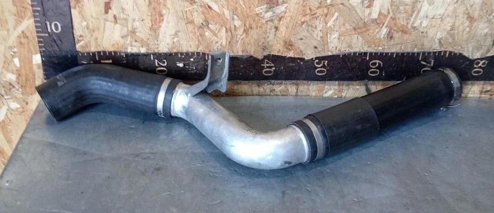 Патрубок интеркулера Opel Antara I рестайлинг (2010—2017) 2012