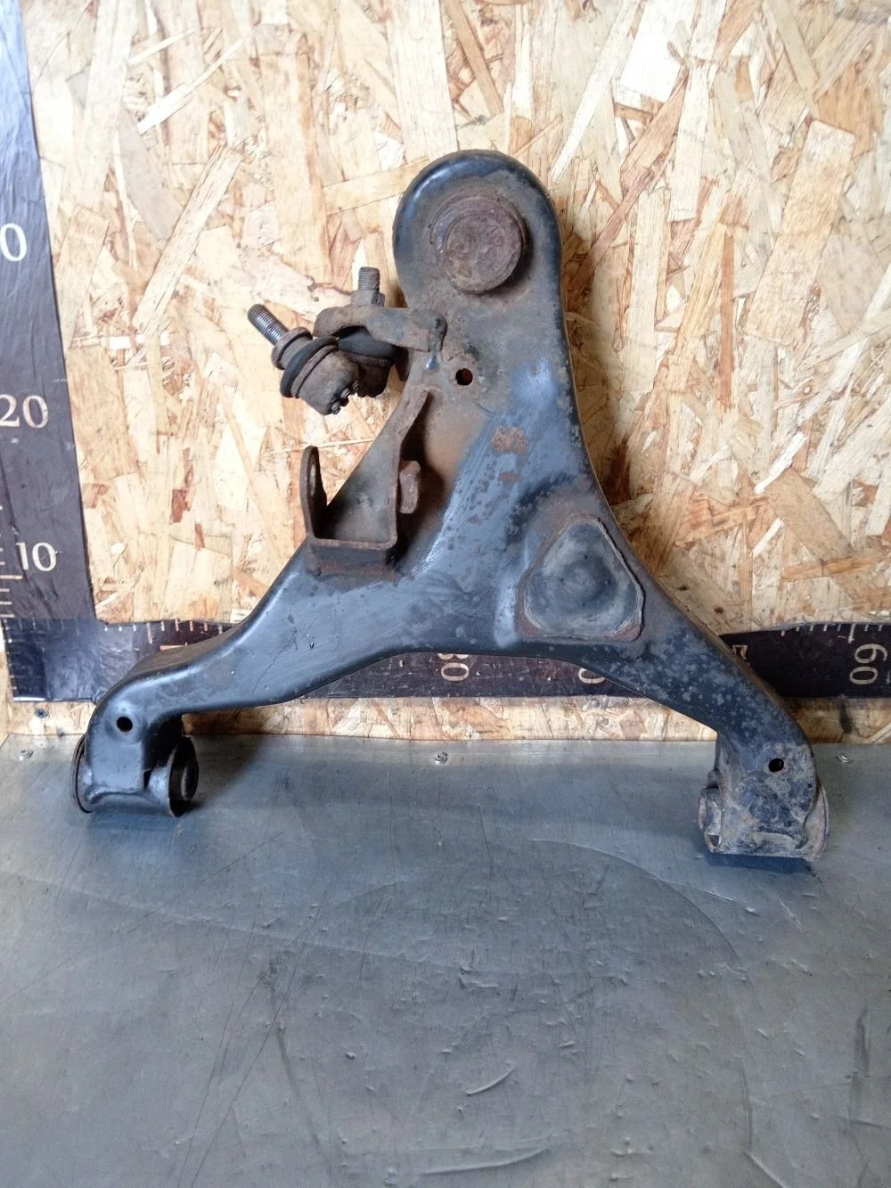 Рычаг передний нижний правый Nissan Pathfinder III рестайлинг (2010—2014) 2012 KL0 - SILVER METALLIC