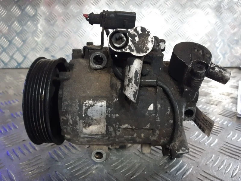 Компрессор кондиционера Skoda Fabia