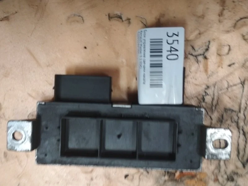 Блок управления свечами накала Renault Master 3