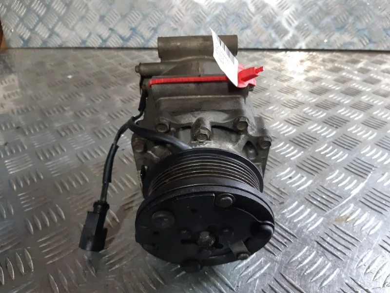 Компрессор кондиционера Ford FUSION