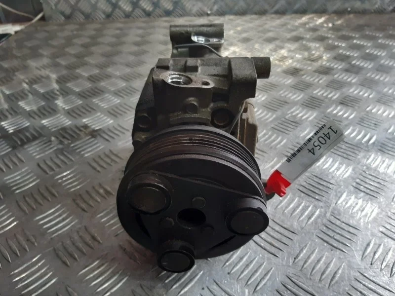 Компрессор кондиционера Mazda 3