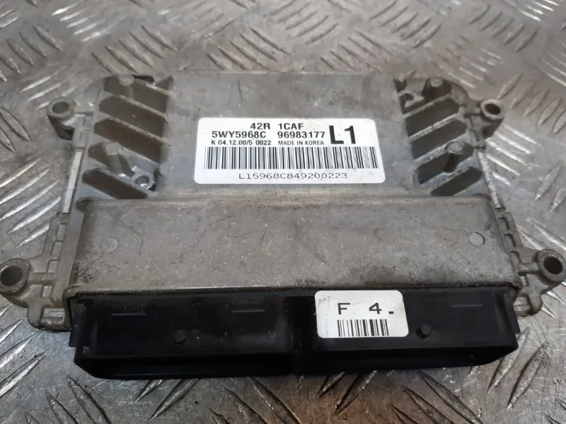 Эбу Chevrolet Aveo