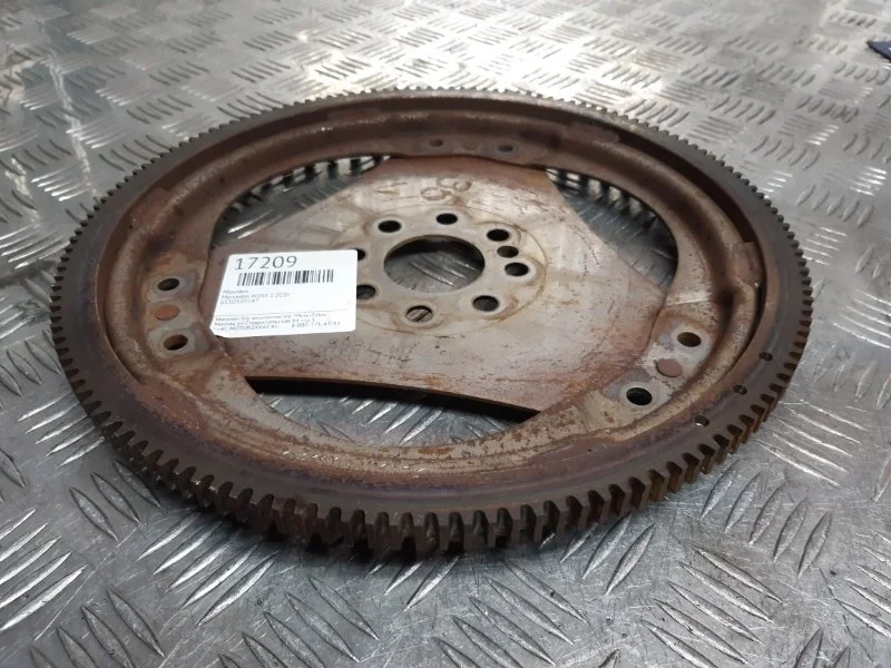 Маховик Mercedes W203