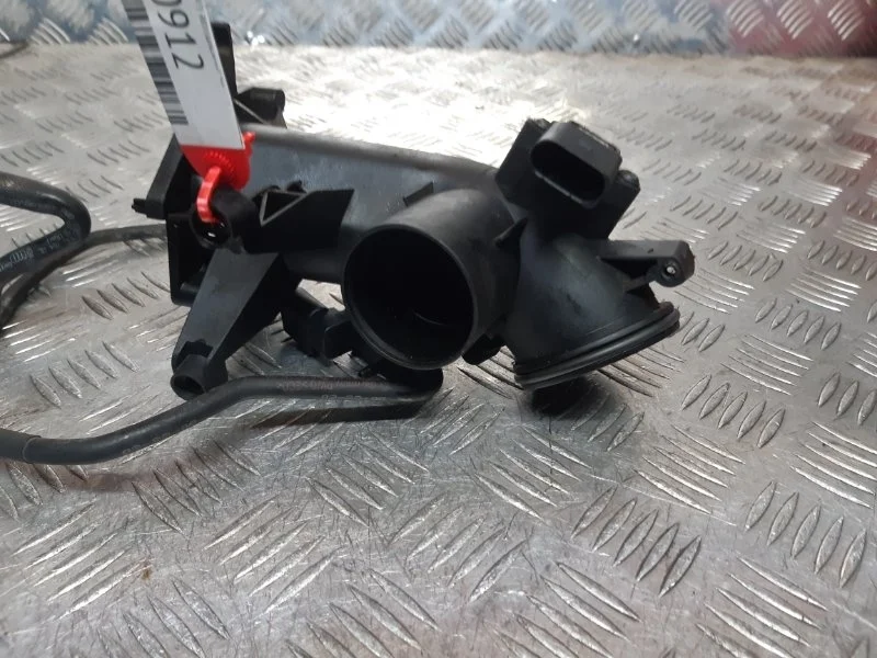 Воздуховод Volkswagen Golf 6