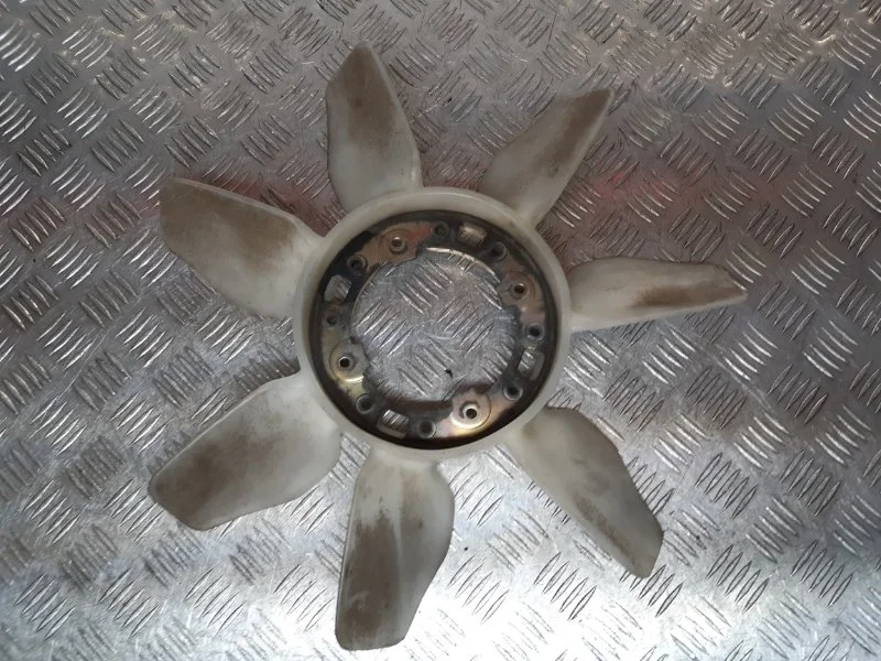 Вентилятор радиатора Toyota Land Cruiser Prado