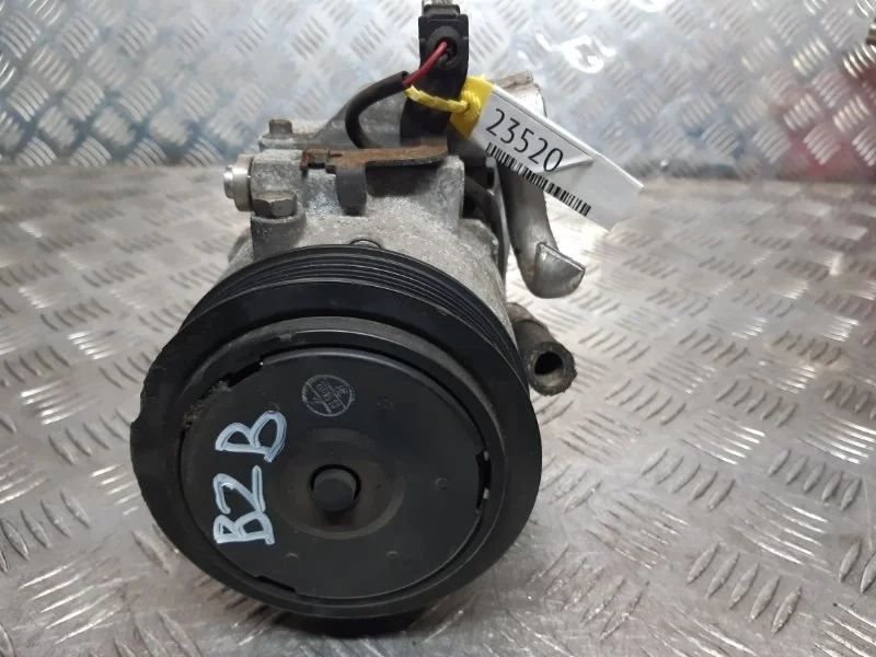 Компрессор кондиционера Volkswagen Passat B6