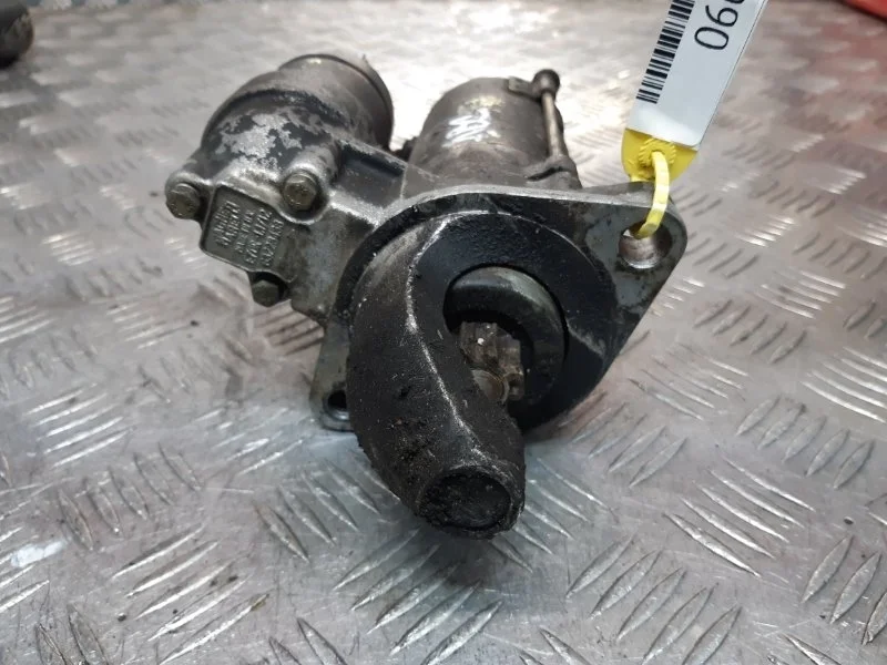 Стартер Audi 100