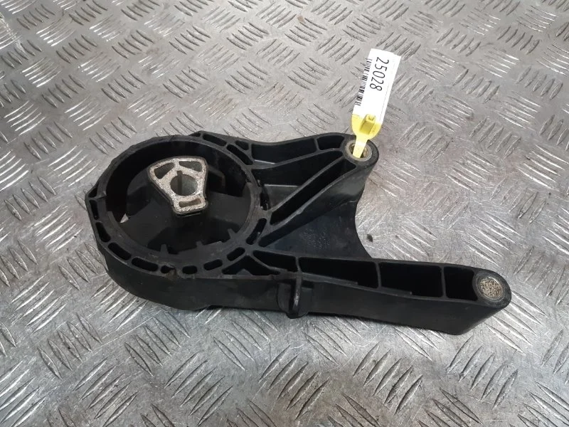 Опора двигателя Opel Astra J