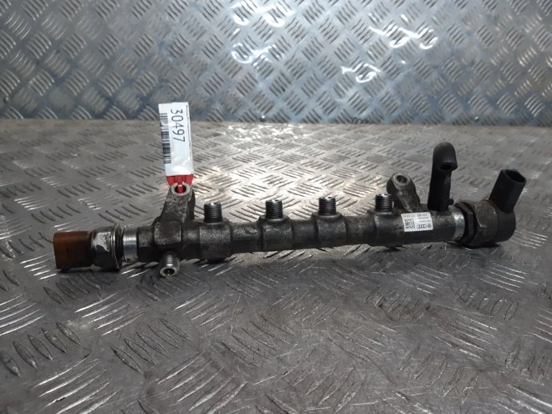 Топливная рампа Skoda Superb