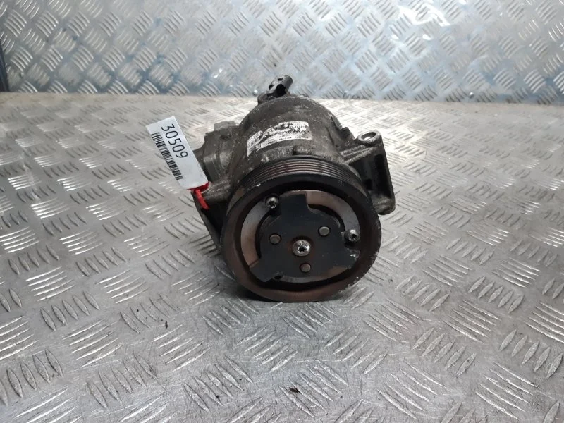 Компрессор кондиционера Volkswagen Jetta