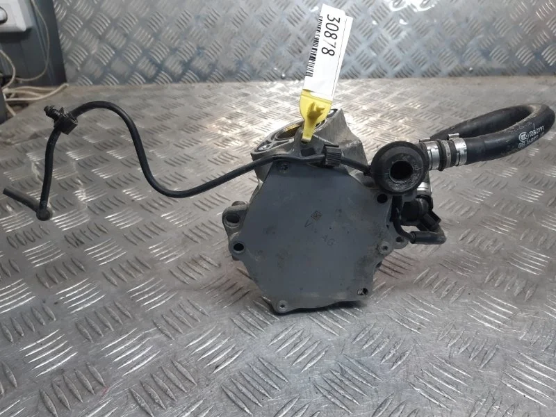 Вакуумный насос Audi A4 B8