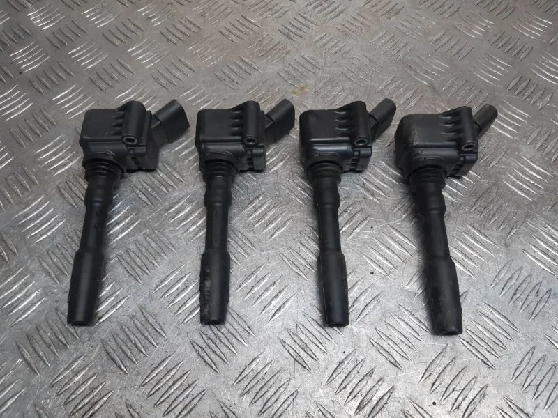 Катушка зажигания Audi A4 B8