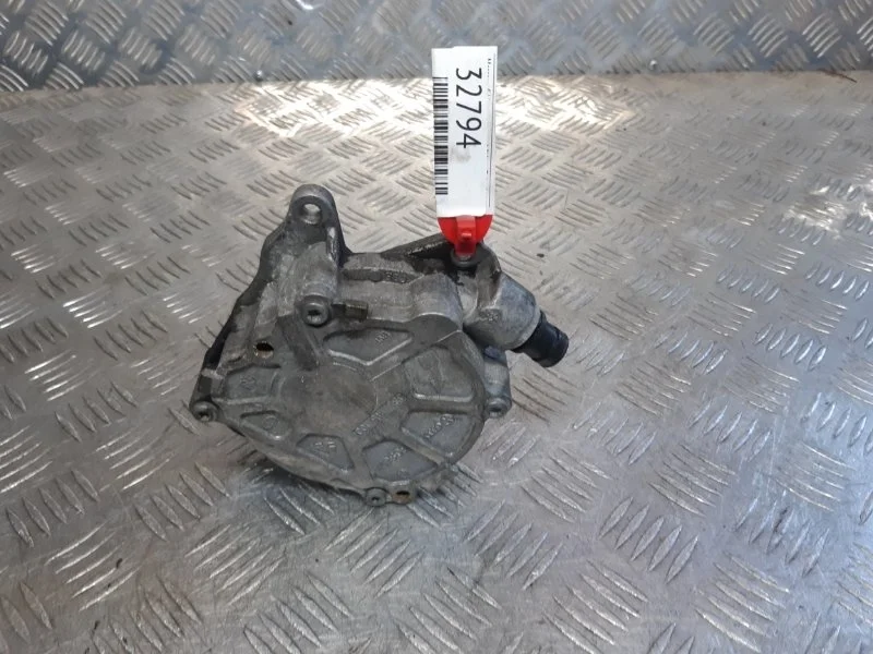 Вакуумный насос Volkswagen Tiguan