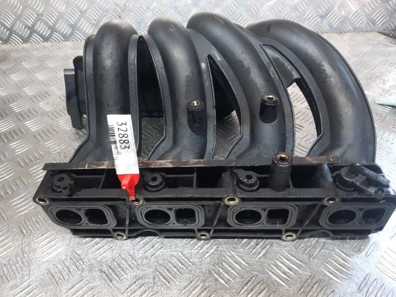 Коллектор впускной Mercedes-Benz -class W203