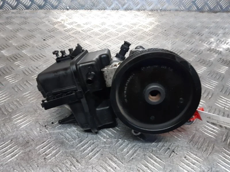 Гидроусилитель (гур) Mercedes-Benz E220 W212