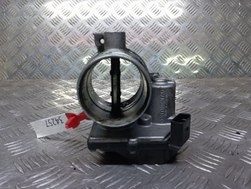 Дроссельная заслонка Audi Q7 1