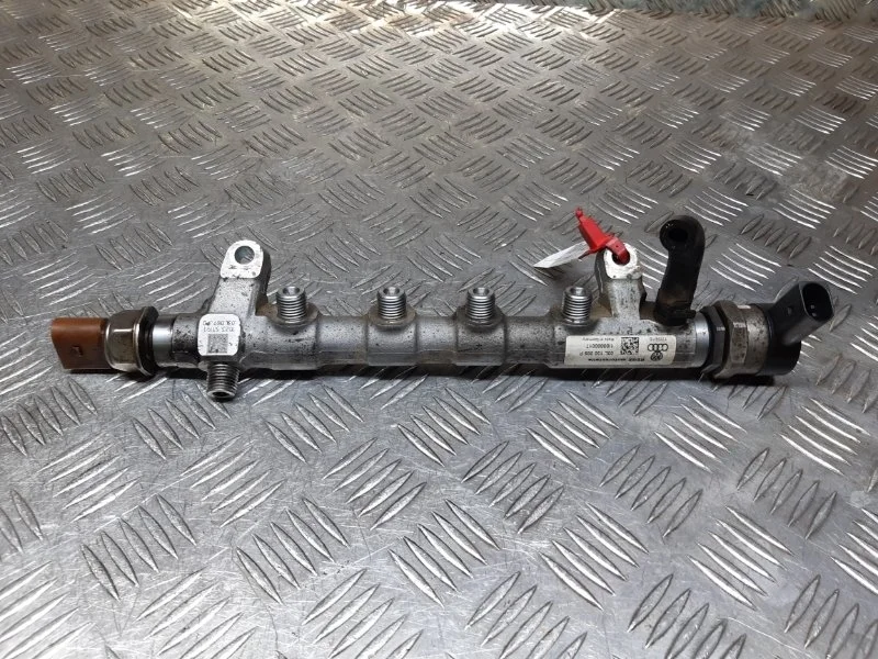 Топливная рампа Volkswagen Passat CC