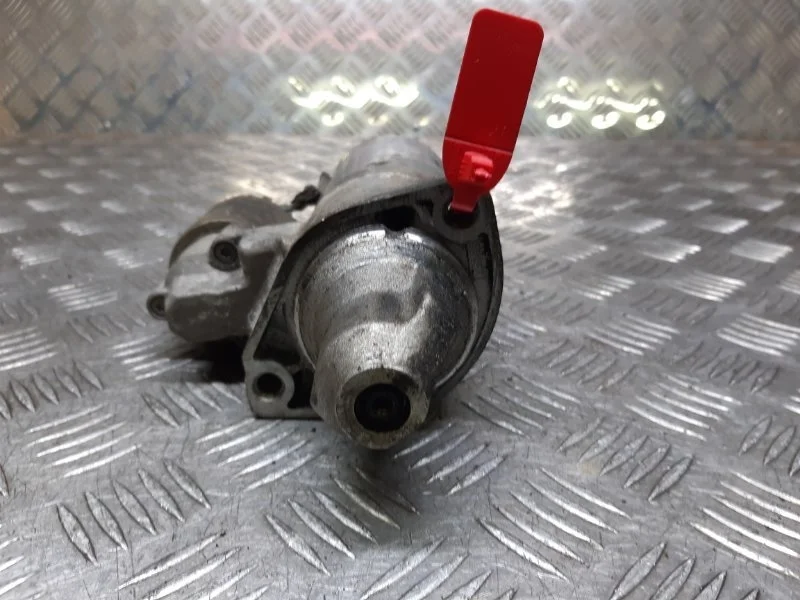 Стартер Mercedes-Benz