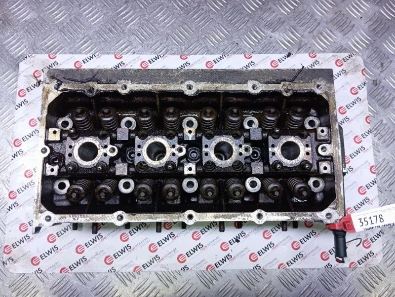 Головка блока цилиндров Volkswagen Golf 4