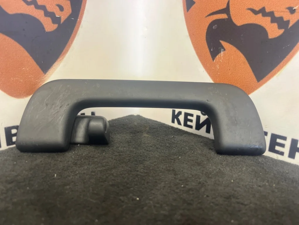 Ручка потолка Audi A4 2015 8K