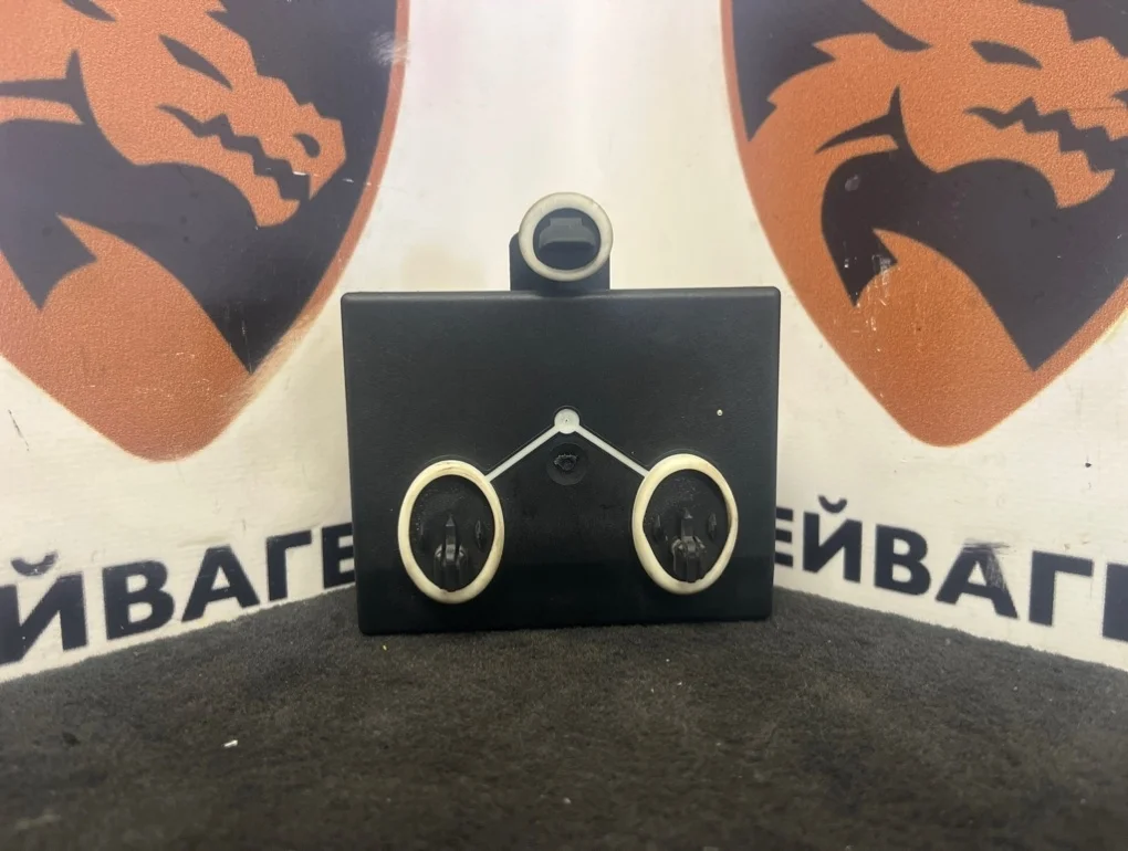 Блок управления двери Audi A8 2015 D4