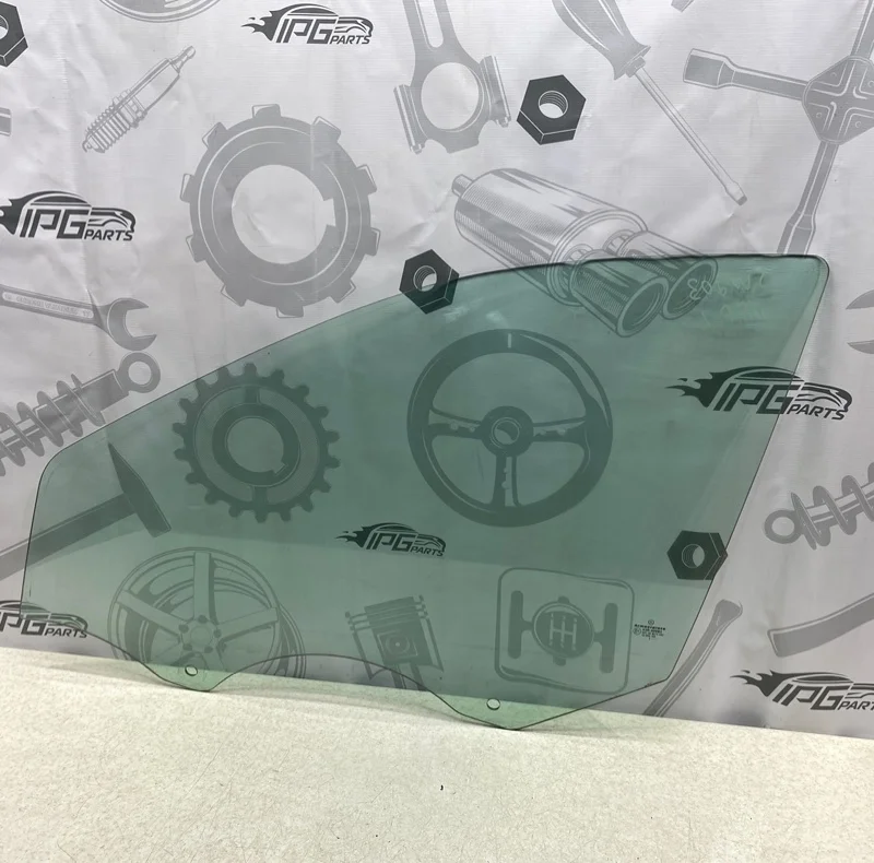 Стекло передней левой двери Mercedes-benz 2003 W203