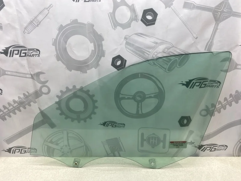 Стекло передней левой двери Mercedes-benz 2003 W203